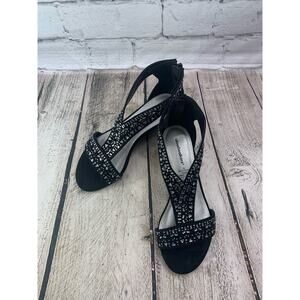 CLOUDWALKERS Women's Holly Black Embellished Wedge Sandals / Size: 7W